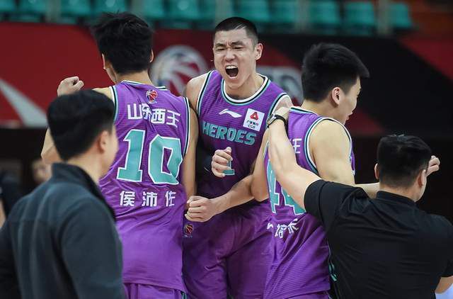 塔图姆25+6凯尔特人痛宰马刺 文班亚马21+7布朗24+6NBA常规赛继续进行，波士顿凯尔特人队（26胜6负）继续连胜。